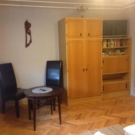 Abszolut Vendeghaz Penzion