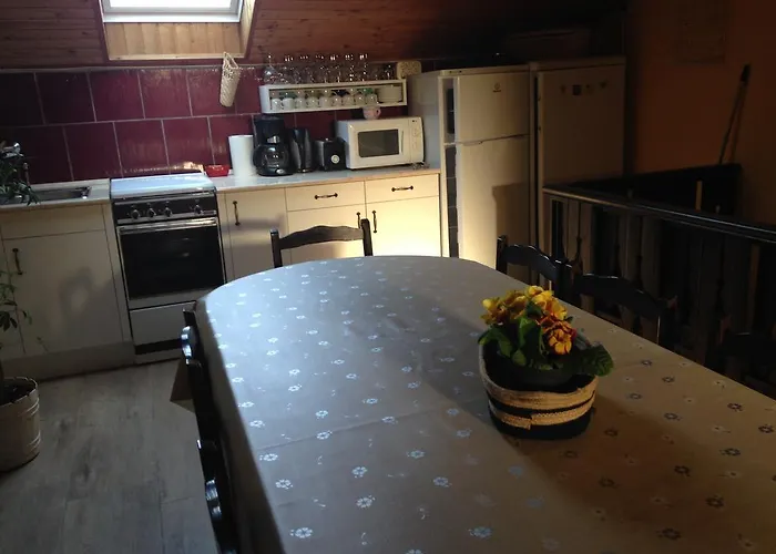 Abszolut Vendeghaz 2*