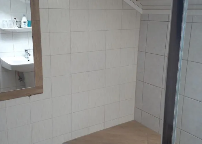 Abszolut Vendeghaz Casa de hóspedes