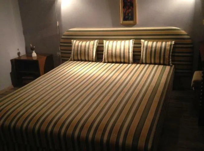 게스트하우스 Abszolut Vendeghaz 2*