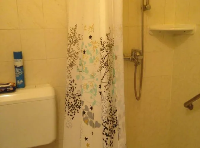 Abszolut Vendeghaz 게스트하우스 2*