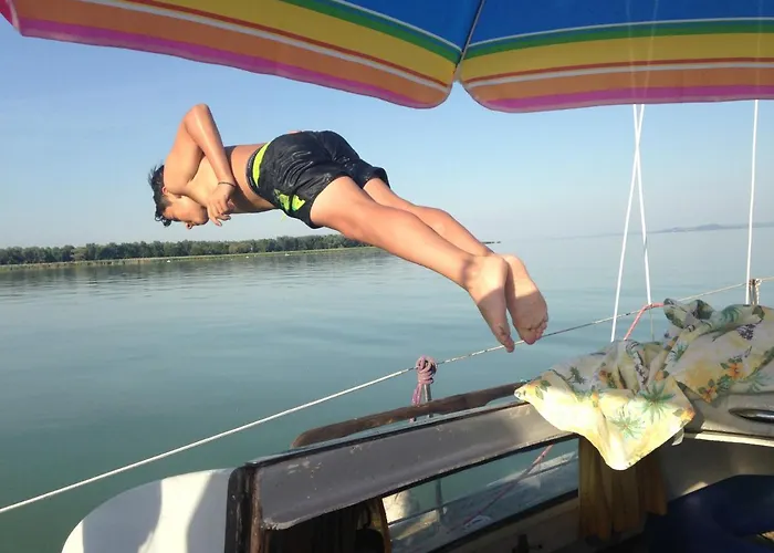 게스트하우스 Abszolut Vendeghaz 케츨리