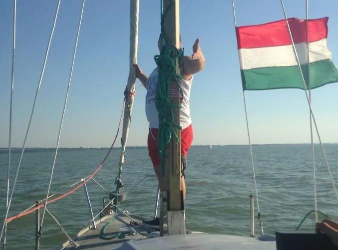 Abszolut Vendeghaz 케츨리